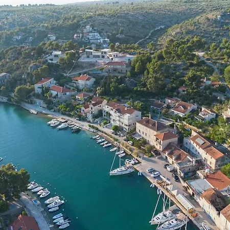 Apartman Miravala Zlata Luka Bobovišća